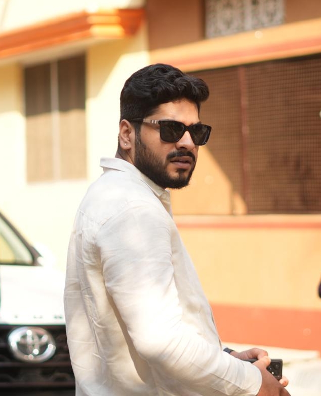 Ayush Vidhan Sales Team Leader - Mozart Realty lko