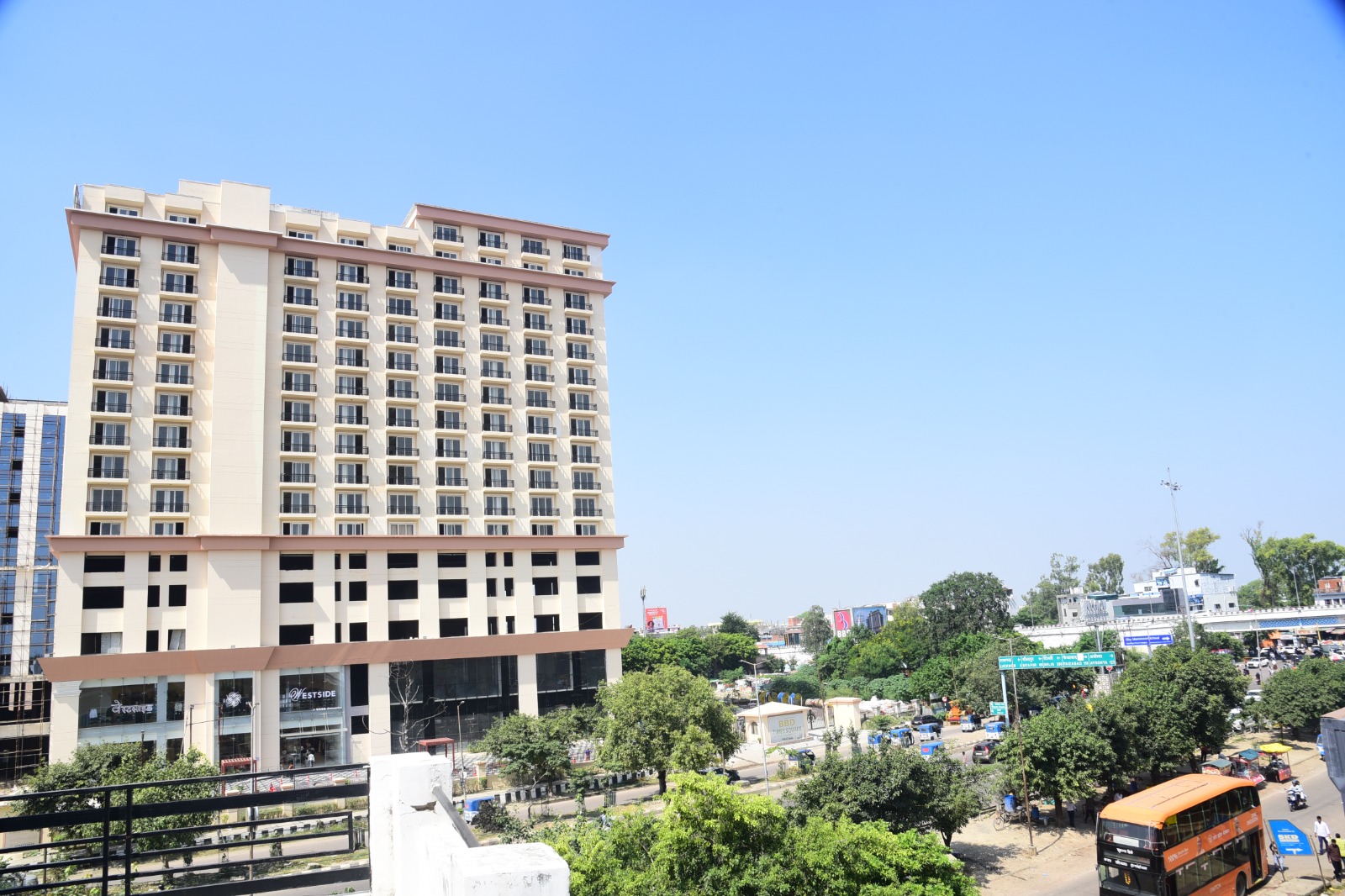 BBD Times Square- Lucknow – Commercial Project – Mozart Realty BBD Times Square- Lucknow - Commercial Project - Mozart Realty